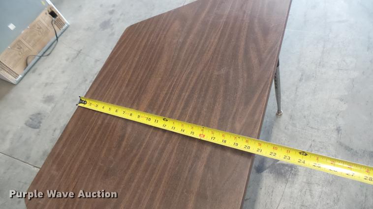 image for item DV9130 (8) tables