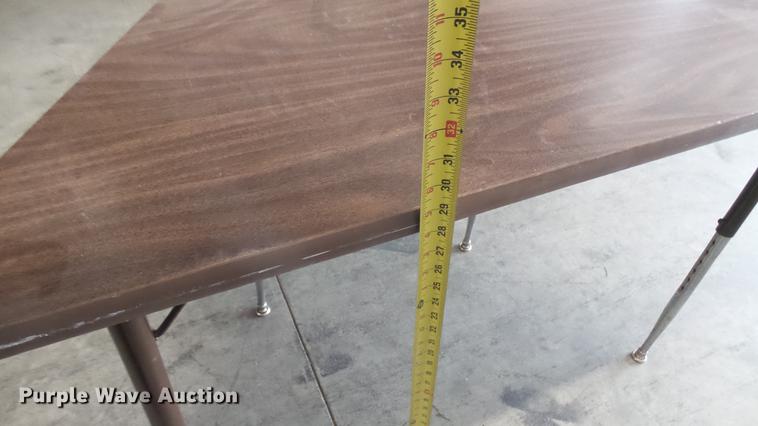 image for item DV9130 (8) tables