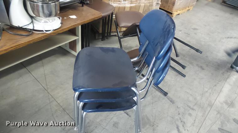image for item DV9131 Approximately 75 chairs