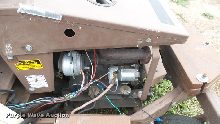 image for item DV9140 1992 Grasshopper 721D ZTR lawn mower