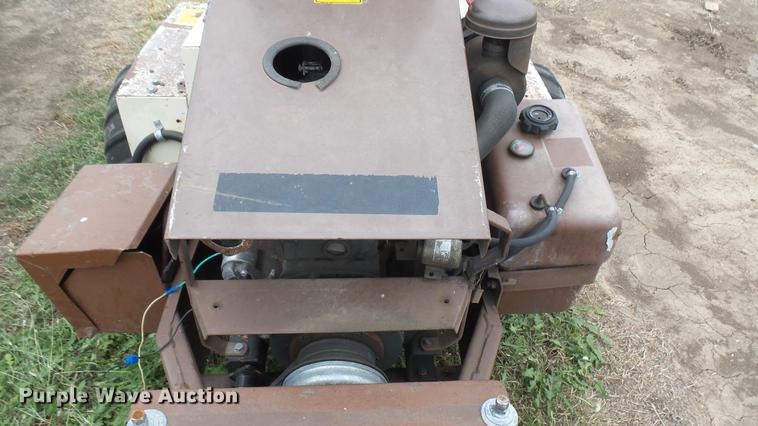 image for item DV9140 1992 Grasshopper 721D ZTR lawn mower