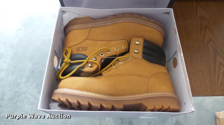 image for item DV9143 Boots, pants, and slippers