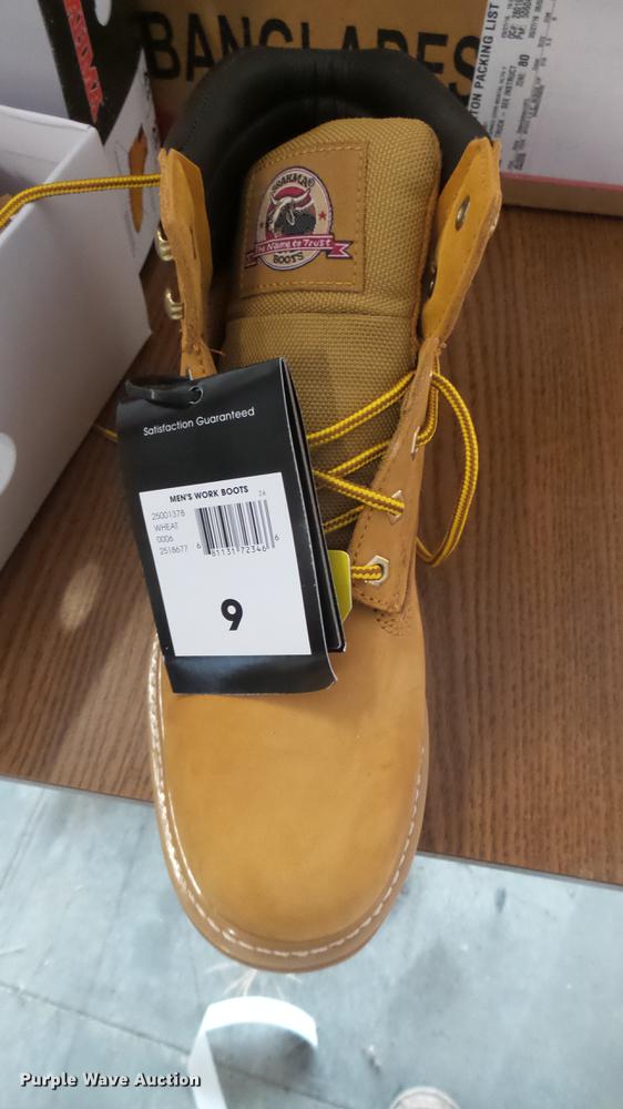 image for item DV9143 Boots, pants, and slippers