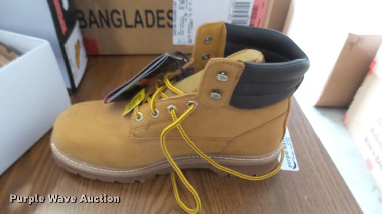 image for item DV9143 Boots, pants, and slippers