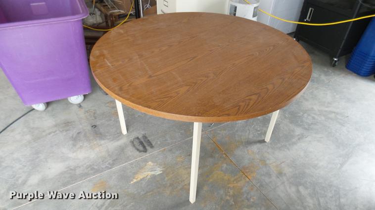 image for item DV9147 (5) tables