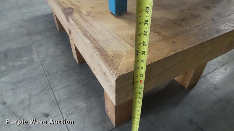 image for item DV9152 (3) tables