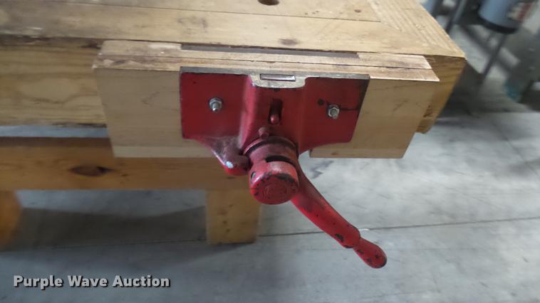 image for item DV9152 (3) tables