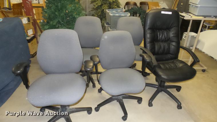 image for item DV9155 (10) office chairs