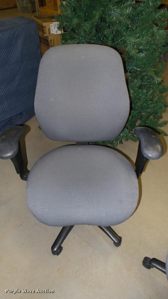 image for item DV9155 (10) office chairs