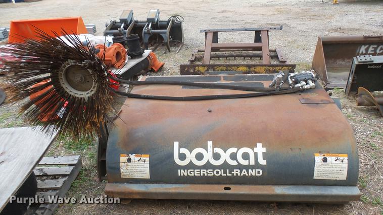 image for item DV9161 Bobcat sweeper