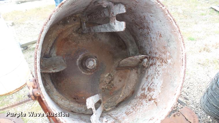 image for item DV9162 Wards cement mixer
