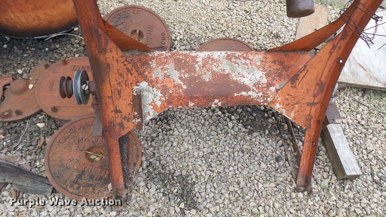 image for item DV9162 Wards cement mixer