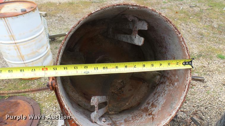 image for item DV9162 Wards cement mixer
