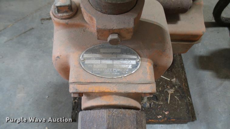 image for item DV9163 (2) trash pumps