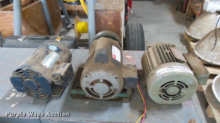 image for item DV9168 (3) electric motors