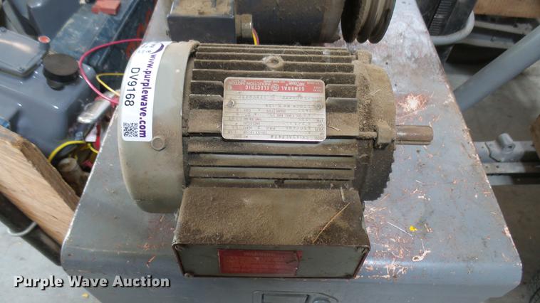 image for item DV9168 (3) electric motors