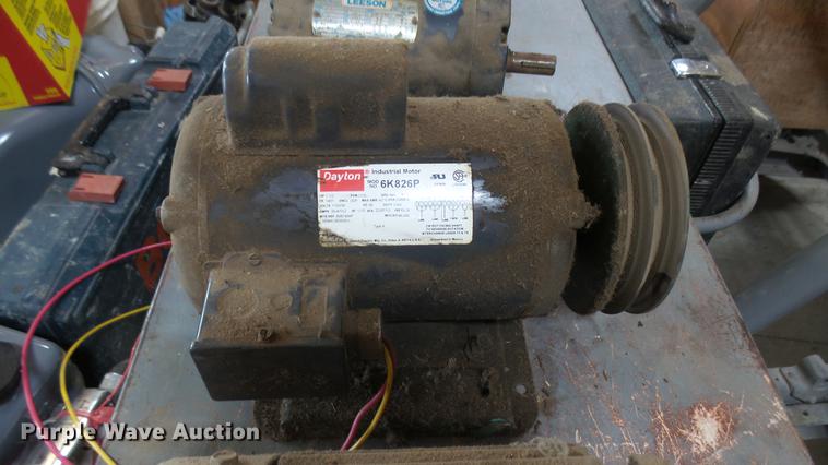 image for item DV9168 (3) electric motors