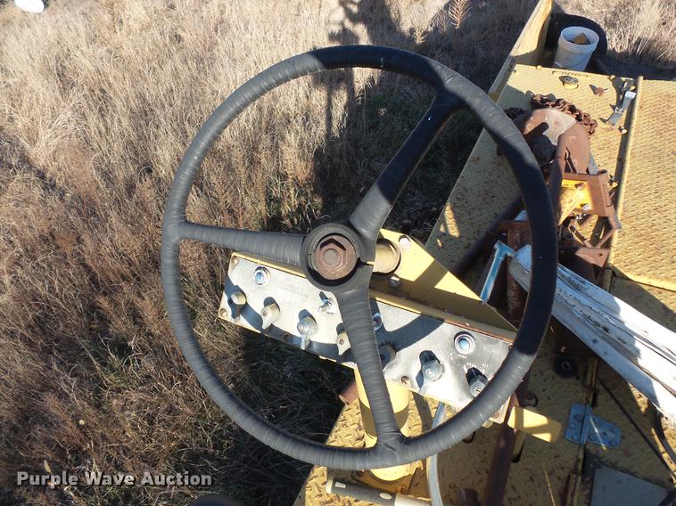 image for item DV9511 Blaw Knox PF180H paver