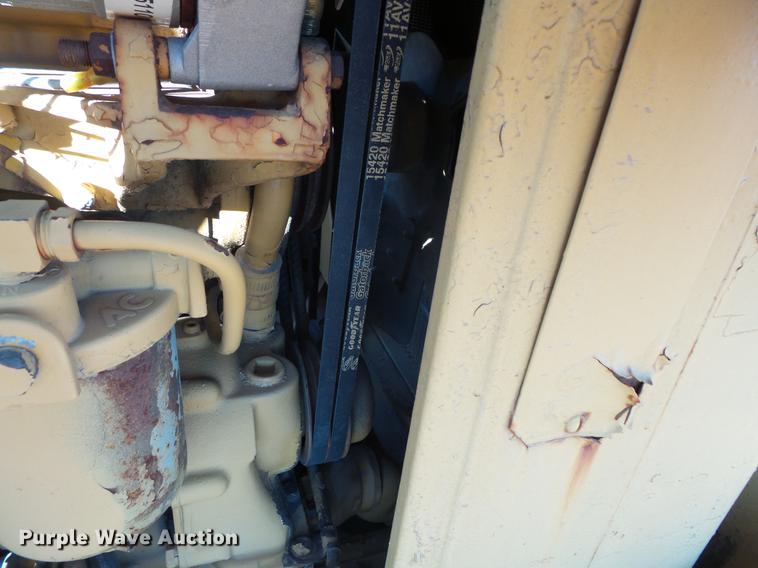 image for item DV9511 Blaw Knox PF180H paver