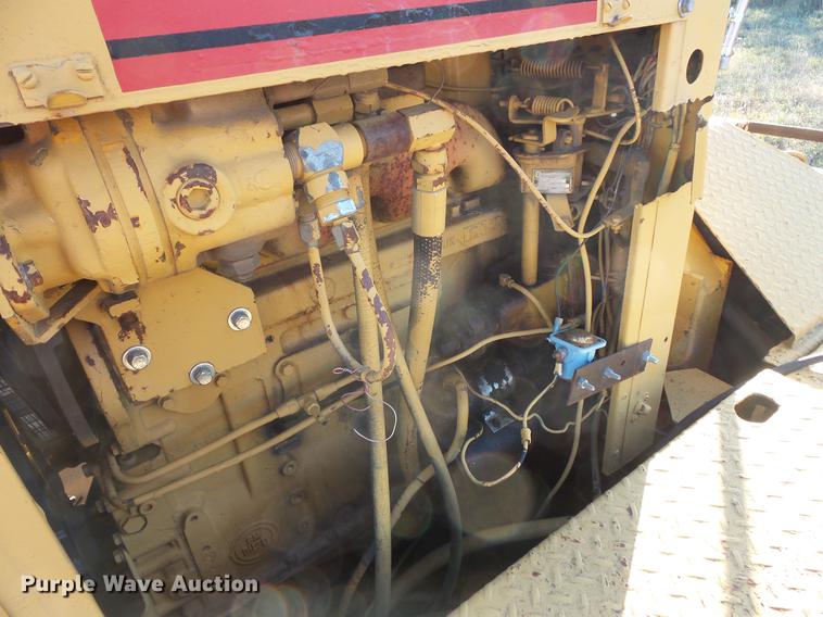 image for item DV9511 Blaw Knox PF180H paver