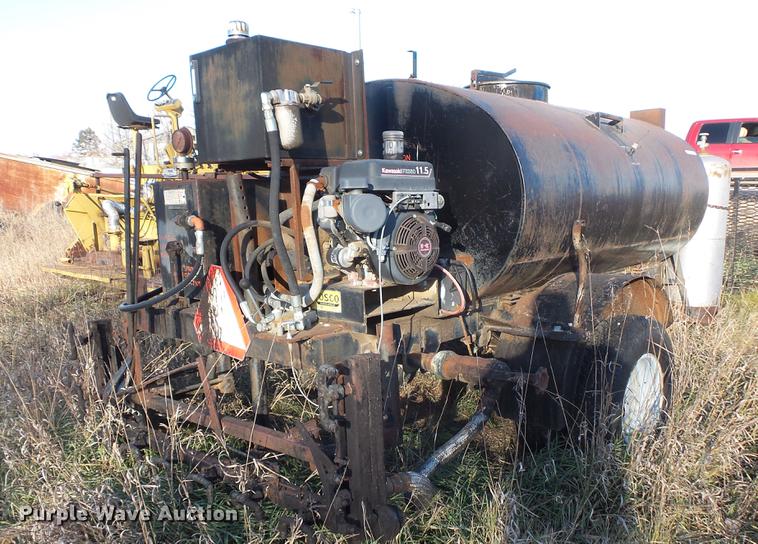 image for item DV9512 (3) tar pot trailers