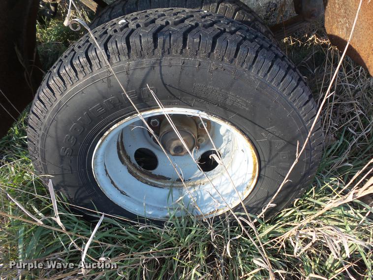 image for item DV9512 (3) tar pot trailers