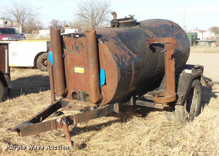 image for item DV9512 (3) tar pot trailers