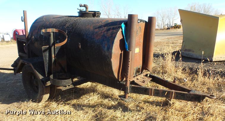 image for item DV9512 (3) tar pot trailers