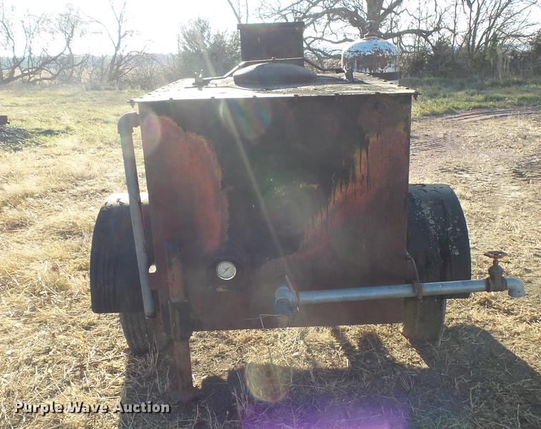 image for item DV9512 (3) tar pot trailers