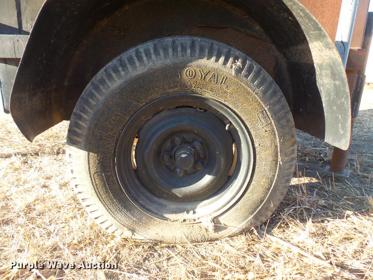 image for item DV9512 (3) tar pot trailers