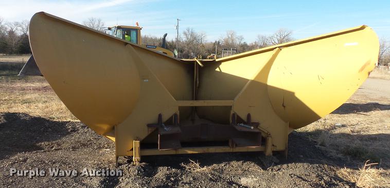 image for item DV9513 V-plow