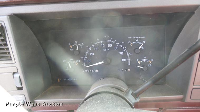 image for item DW9247 1994 Chevrolet 1500 pickup truck