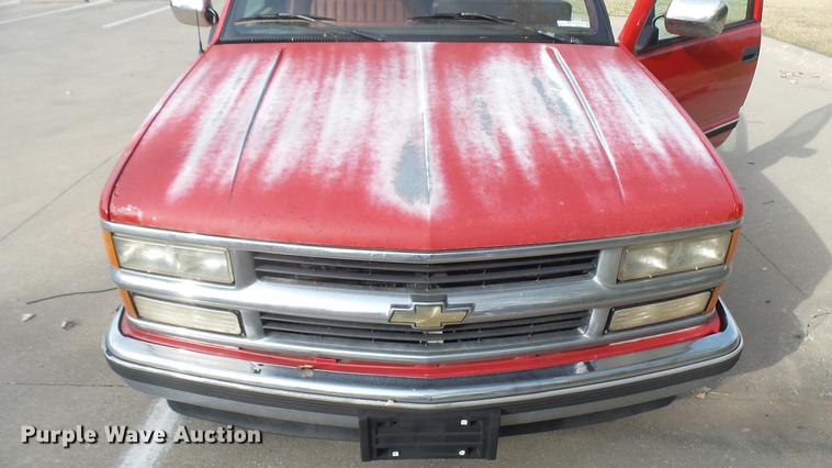 image for item DW9247 1994 Chevrolet 1500 pickup truck