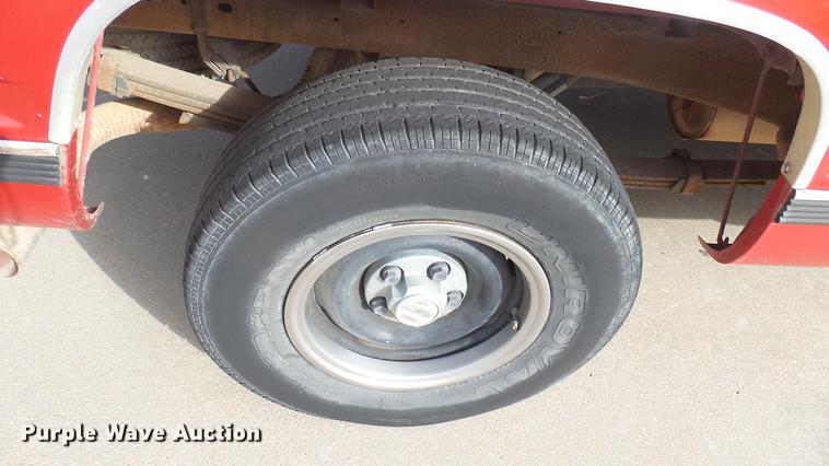 image for item DW9247 1994 Chevrolet 1500 pickup truck