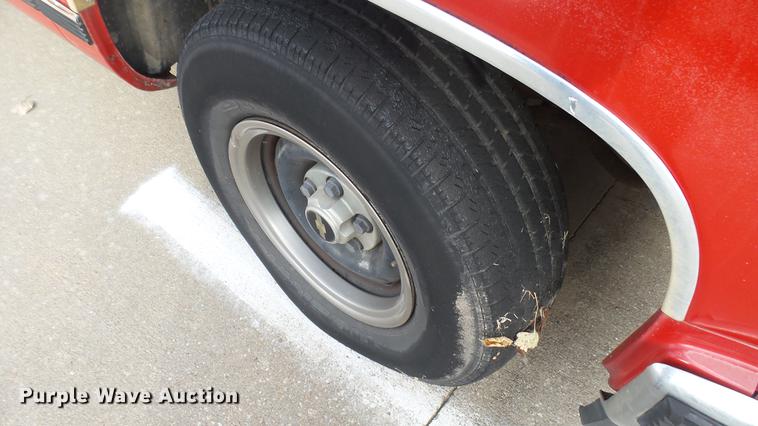 image for item DW9247 1994 Chevrolet 1500 pickup truck