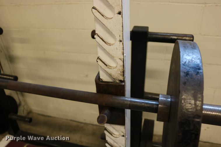 image for item DW9964 Weight room equipment