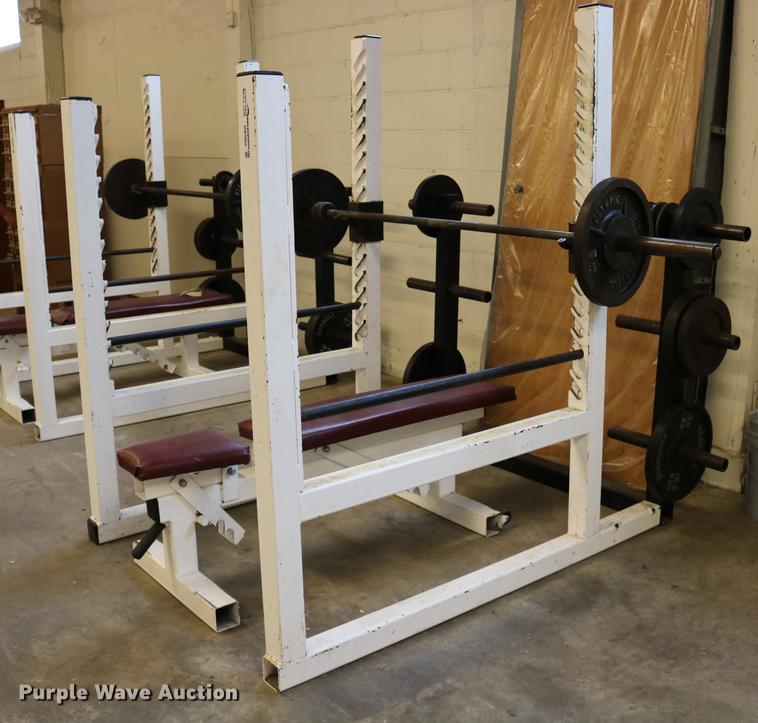 image for item DW9965 Weight room equipment