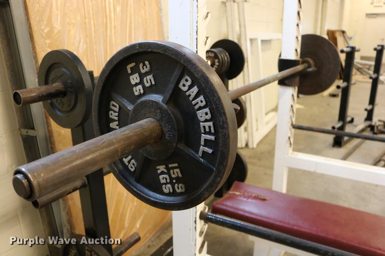 image for item DW9965 Weight room equipment