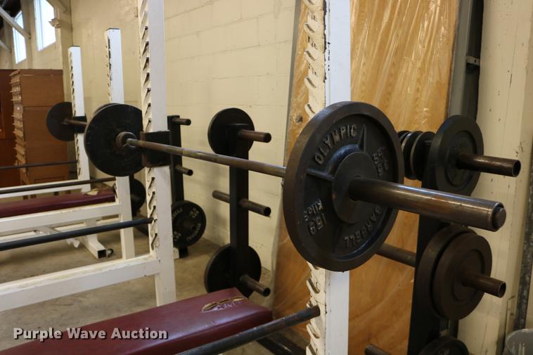 image for item DW9965 Weight room equipment