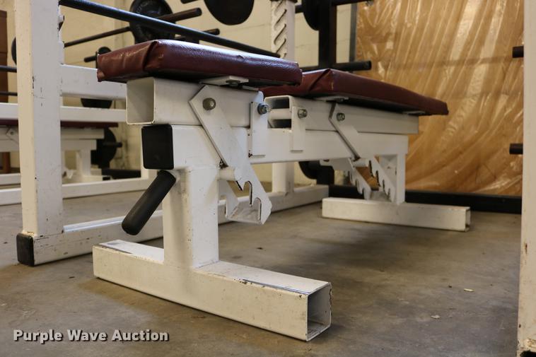 image for item DW9965 Weight room equipment