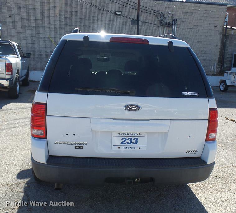 image for item DX9262 2003 Ford Explorer XLT SUV
