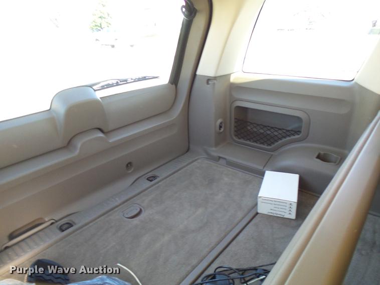 image for item DX9262 2003 Ford Explorer XLT SUV