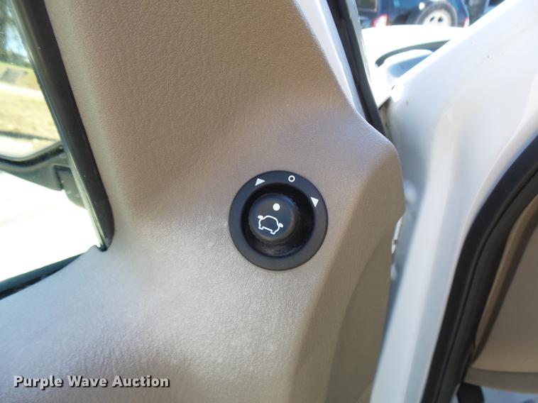 image for item DX9262 2003 Ford Explorer XLT SUV