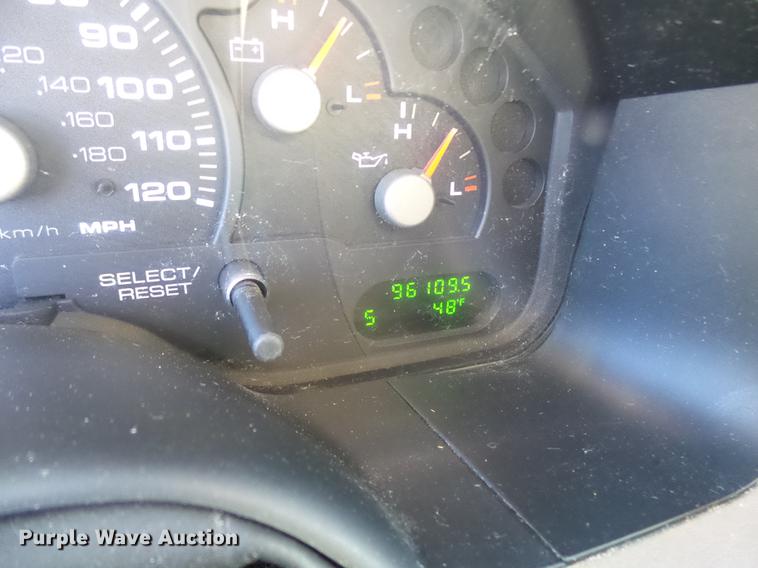 image for item DX9262 2003 Ford Explorer XLT SUV