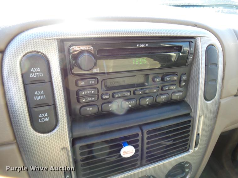 image for item DX9262 2003 Ford Explorer XLT SUV