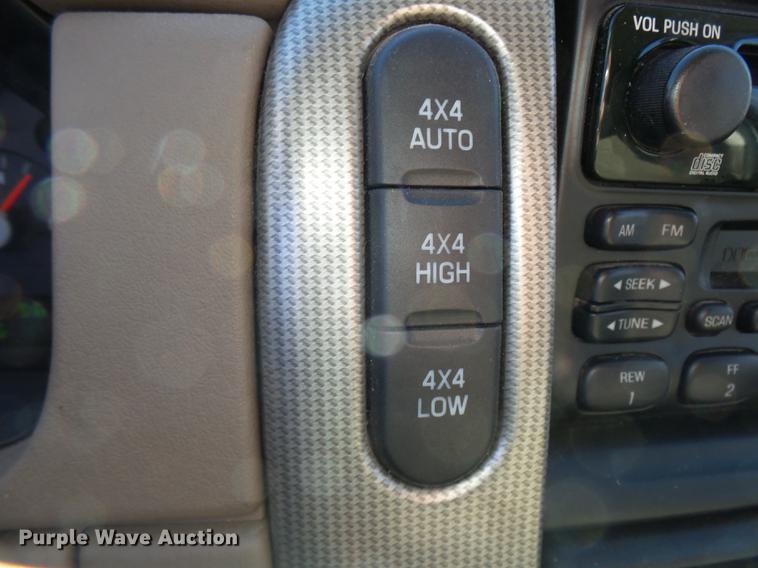 image for item DX9262 2003 Ford Explorer XLT SUV