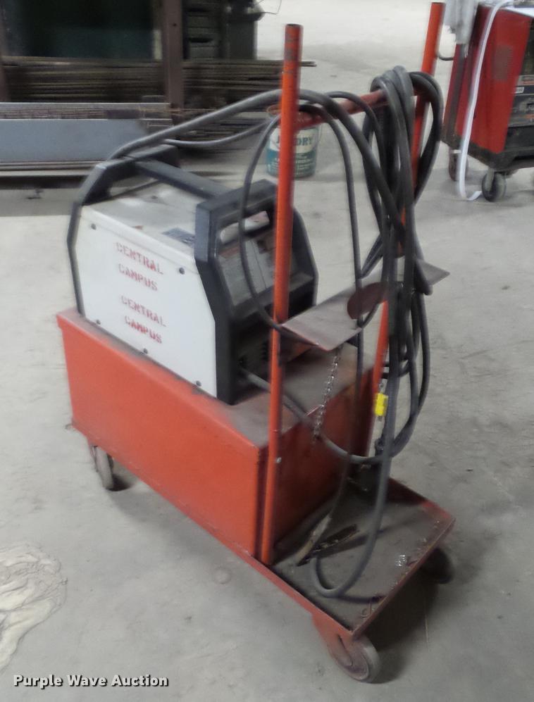 image for item DZ9012 Hobart Genex Handler 120 welder