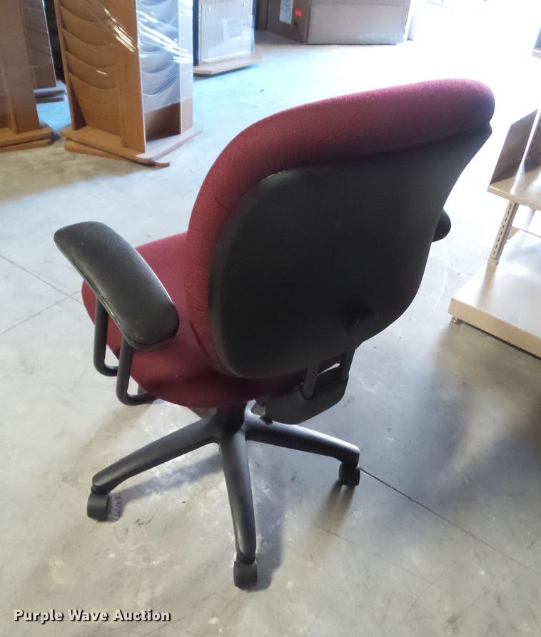 image for item DZ9083 (16) Hon office chairs