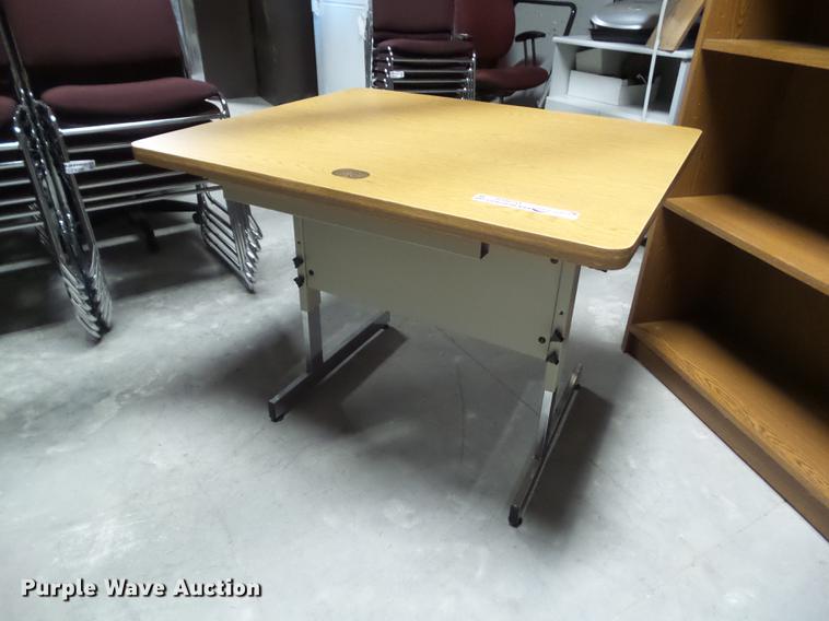 image for item DZ9088 (12) computer desks