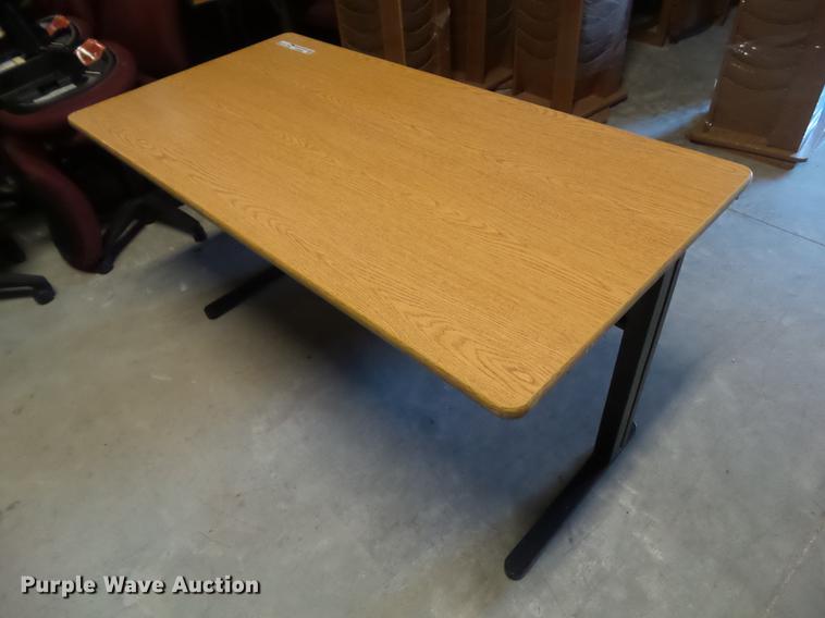 image for item DZ9090 (2) folding tables